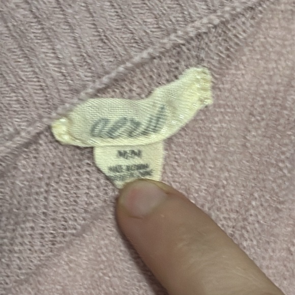 blush pink half sleeve Aerie 3 button cardigan size medium - Picture 4 of 4